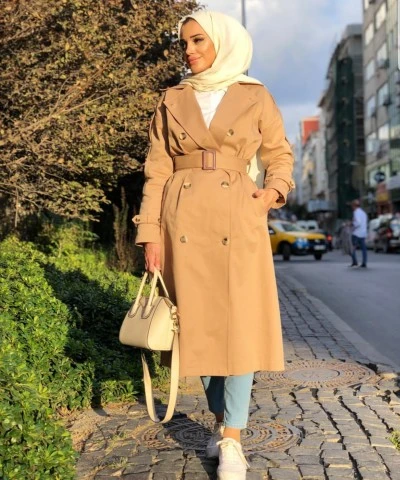 14نصيحة لـ قصيرات القامة لتبدو أكثر طولا المعاطف الطويلة