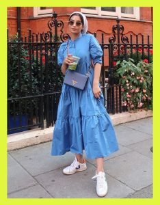 فستان جينز أزرق بسيط للمحجبات فستان جينز أزرق بسيط للمحجبات