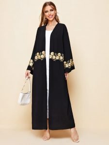 اجمل موديلات عبايات مطرزة - زنار ذهبي مطرز