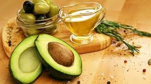 خلطة زيت الأفوكادو وزيت الزيتون 