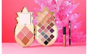 ماركة مكياج تارت ماركة مكياج تارت