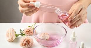 فوائد زيت الورد للشعر