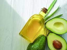 ماسك الأفوكادو وزيت اللوز